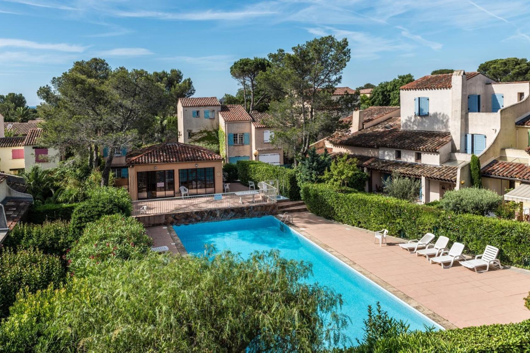 Appartement Le Poisson Bleu Saint-Raphaël Dış mekan fotoğraf